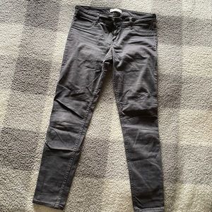 EUC A&F Skinny Jeggings Charcoal Size 6 / 28